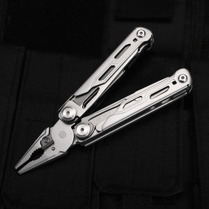 Multifunctional Folding Pliers